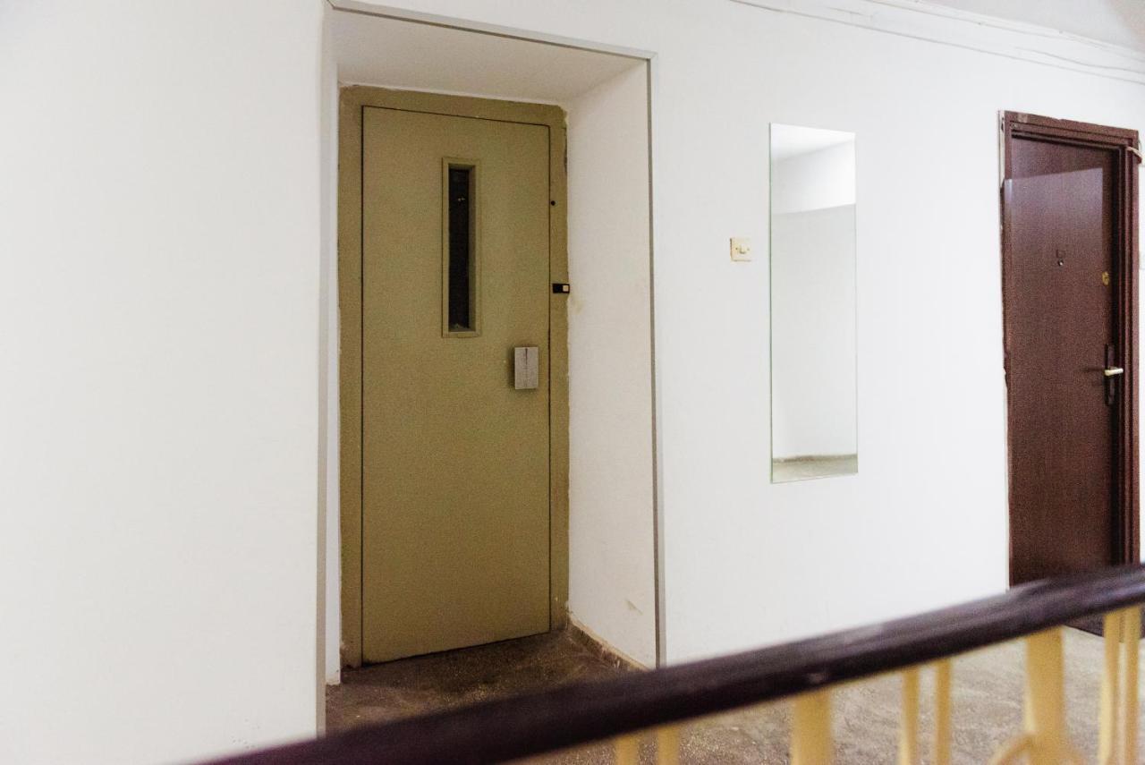 Apartament 2 Camere, Decomandat, In Zona Centrala Bucureşti Eksteriør bilde